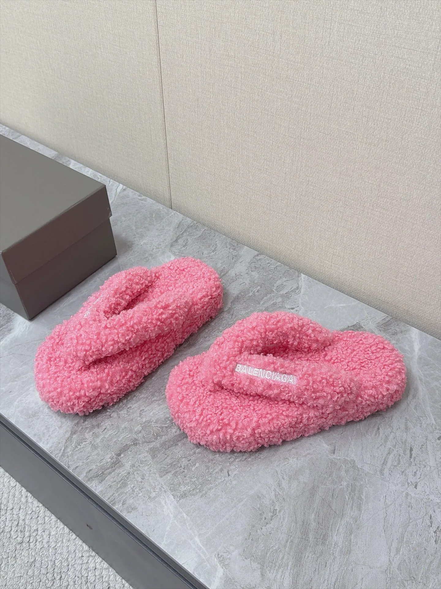 Women's Flip-Flops BALENCIAGA 18011838