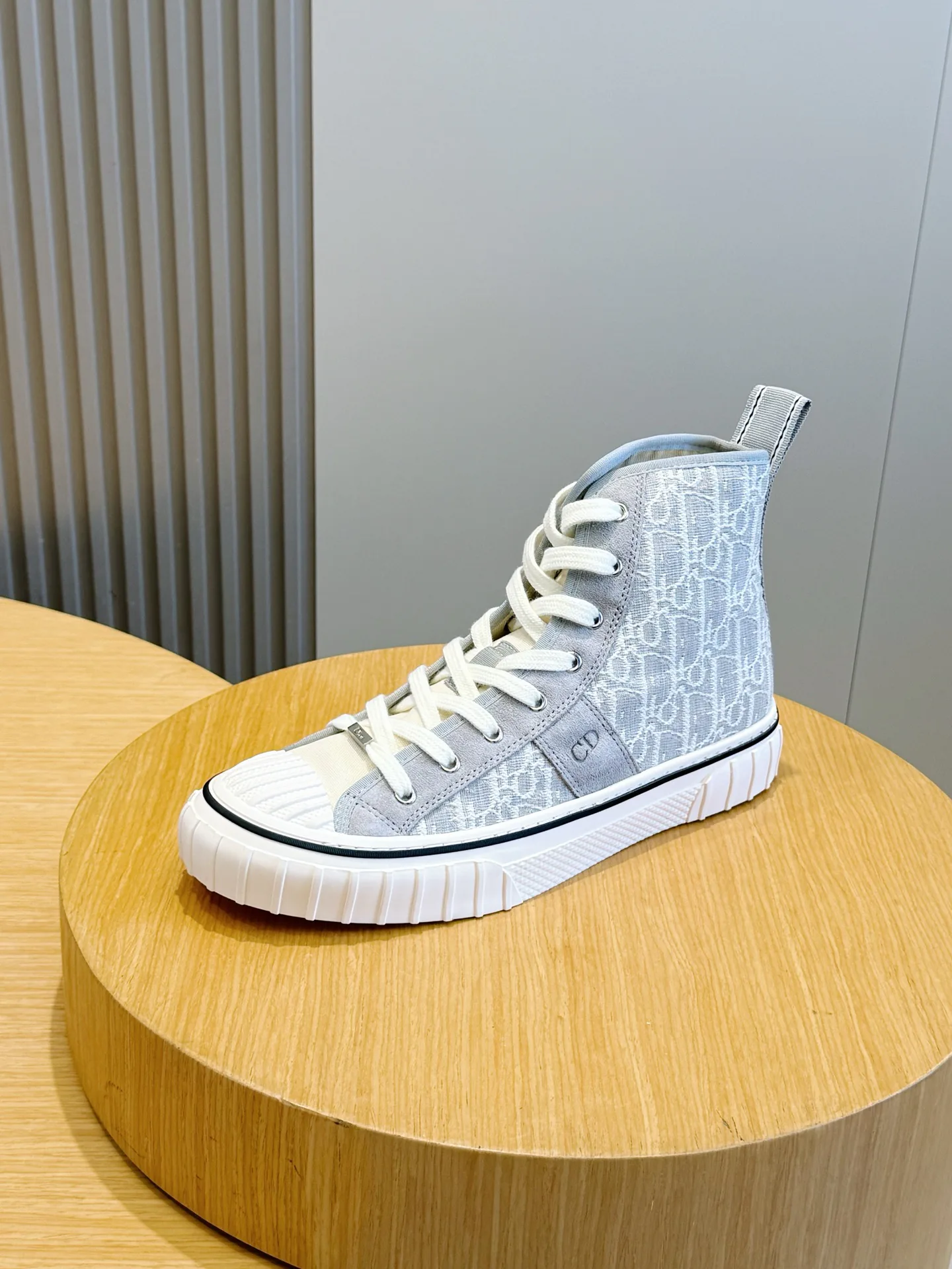 Women's Sneakers CHRISTIAN DIOR 18101575