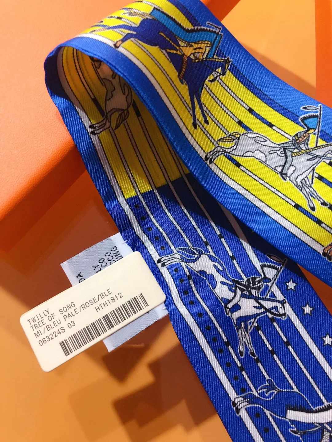 Silk Scarves HERMES 17673085