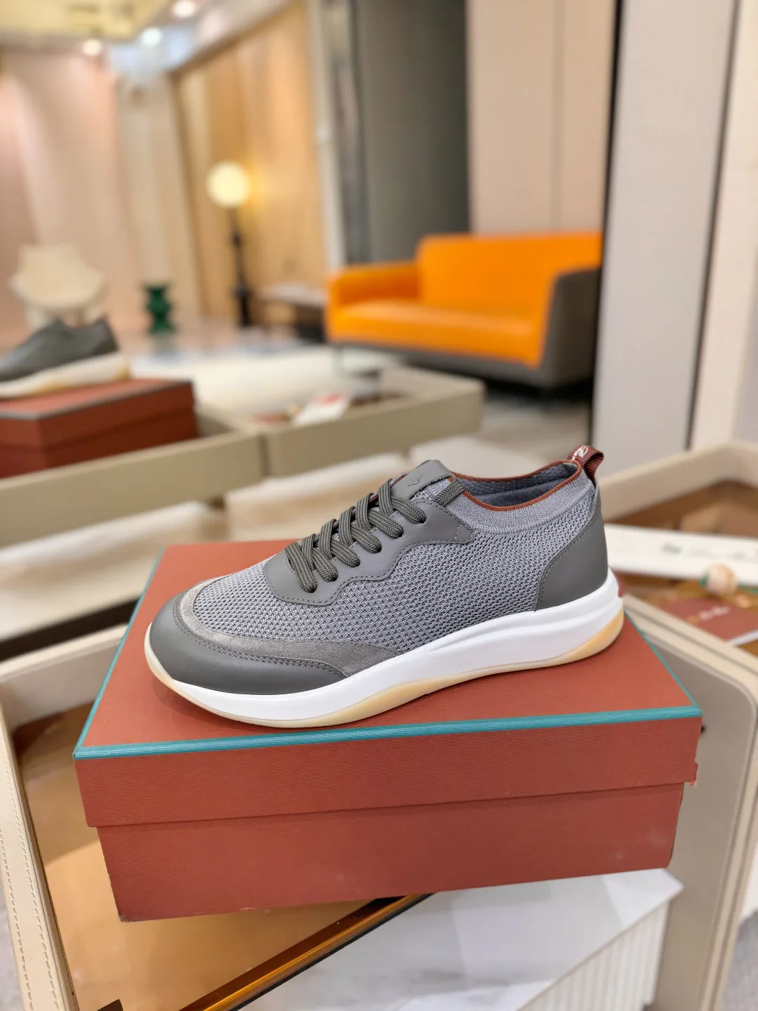 Men's Sneakers LORO PIANA 18039623