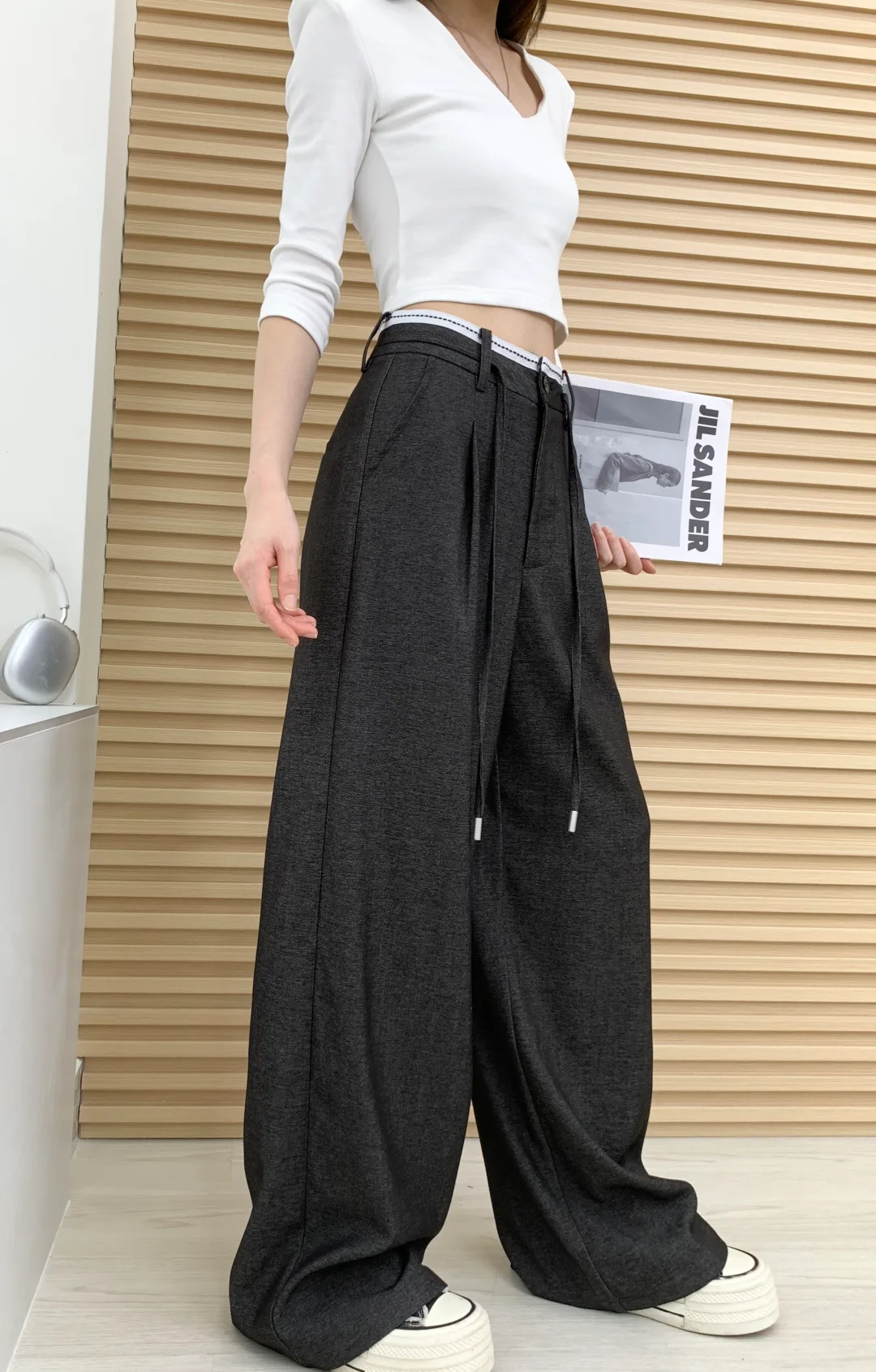 Women's Trousers MAISON MARGIELA 18199283