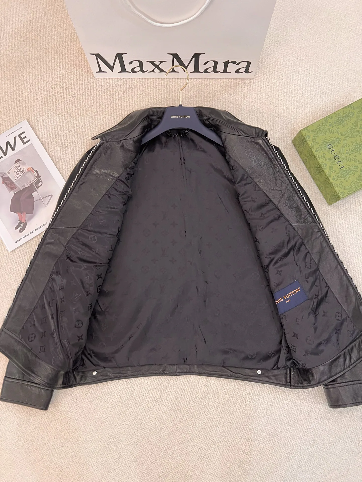 Women's Leather Jackets And Sheepskin Coats LOUIS VUITTON 18408987