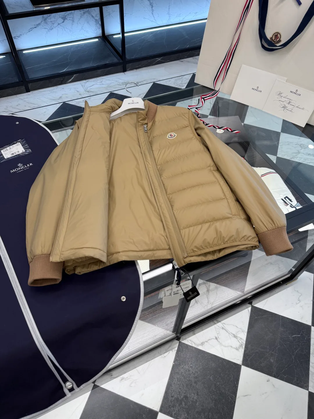 Men's Jackets And Down Jackets MONCLER 18007603