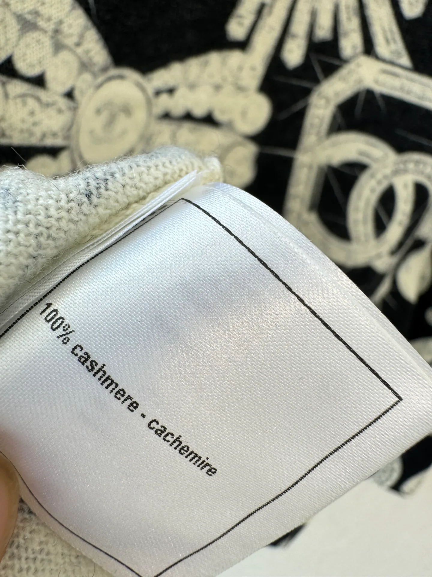 Women's Jumpers And Sweaters CHANEL 18137800