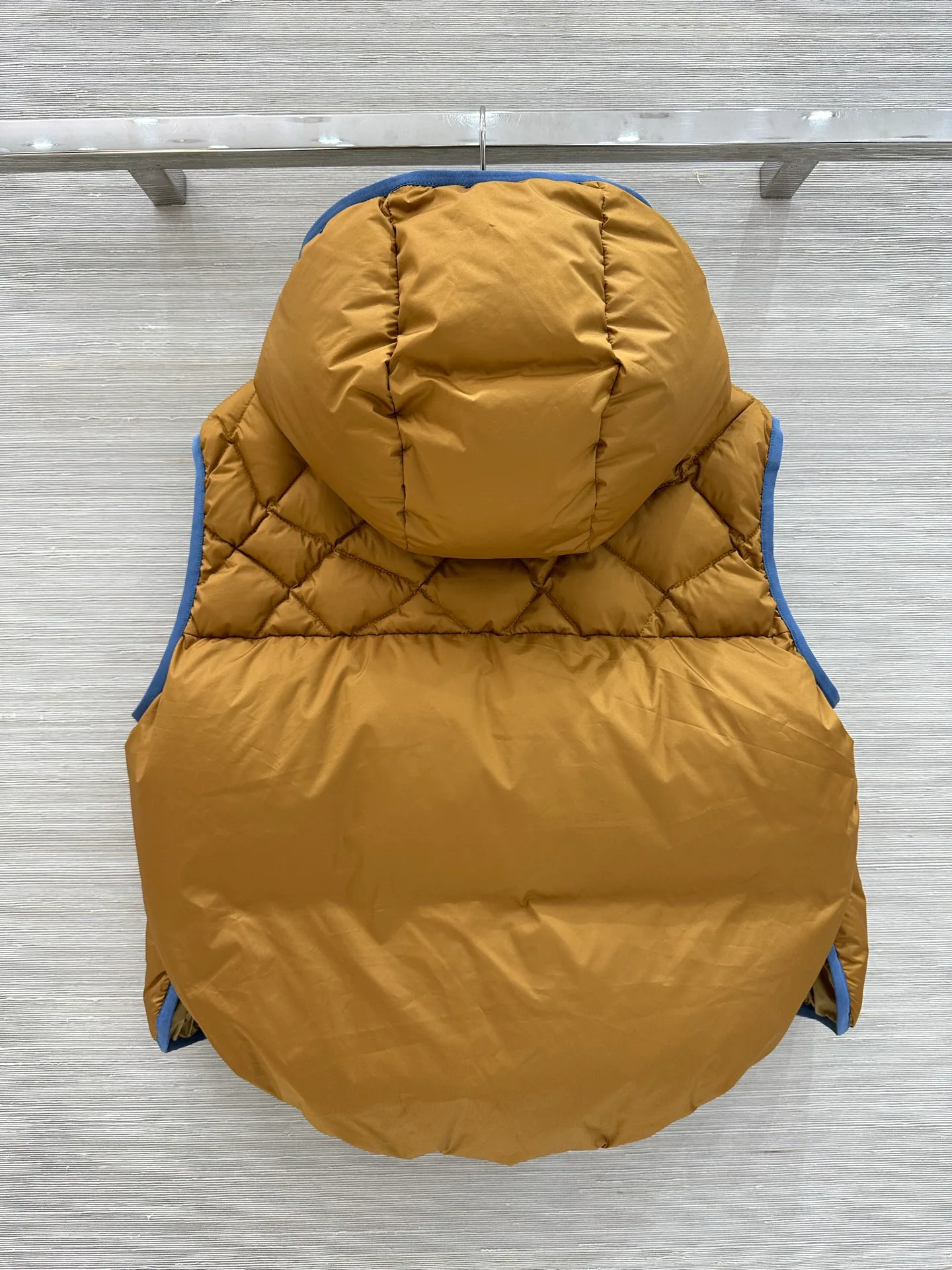 Women's Vests MONCLER 18403765