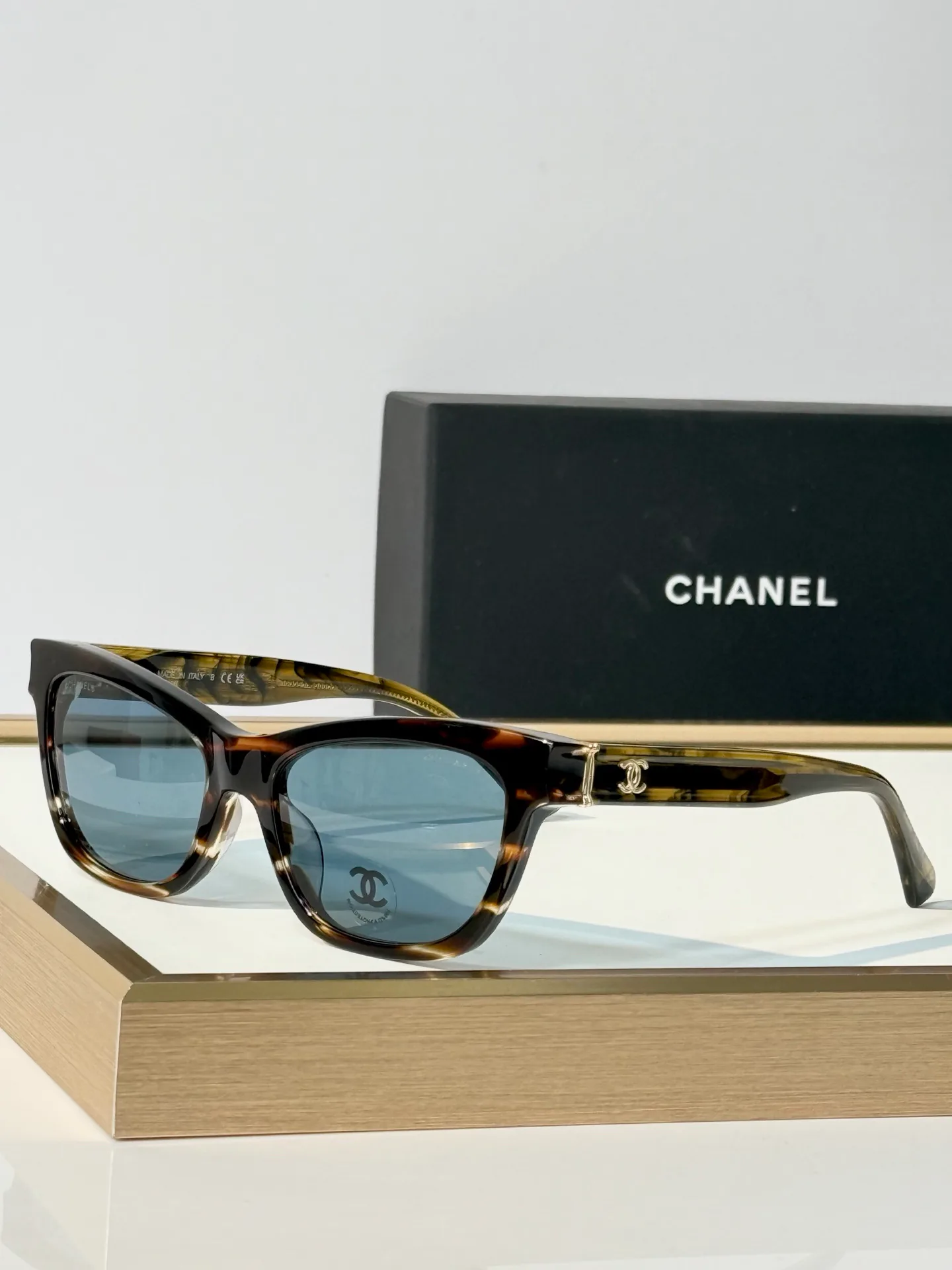 Glasses CHANEL 18404832