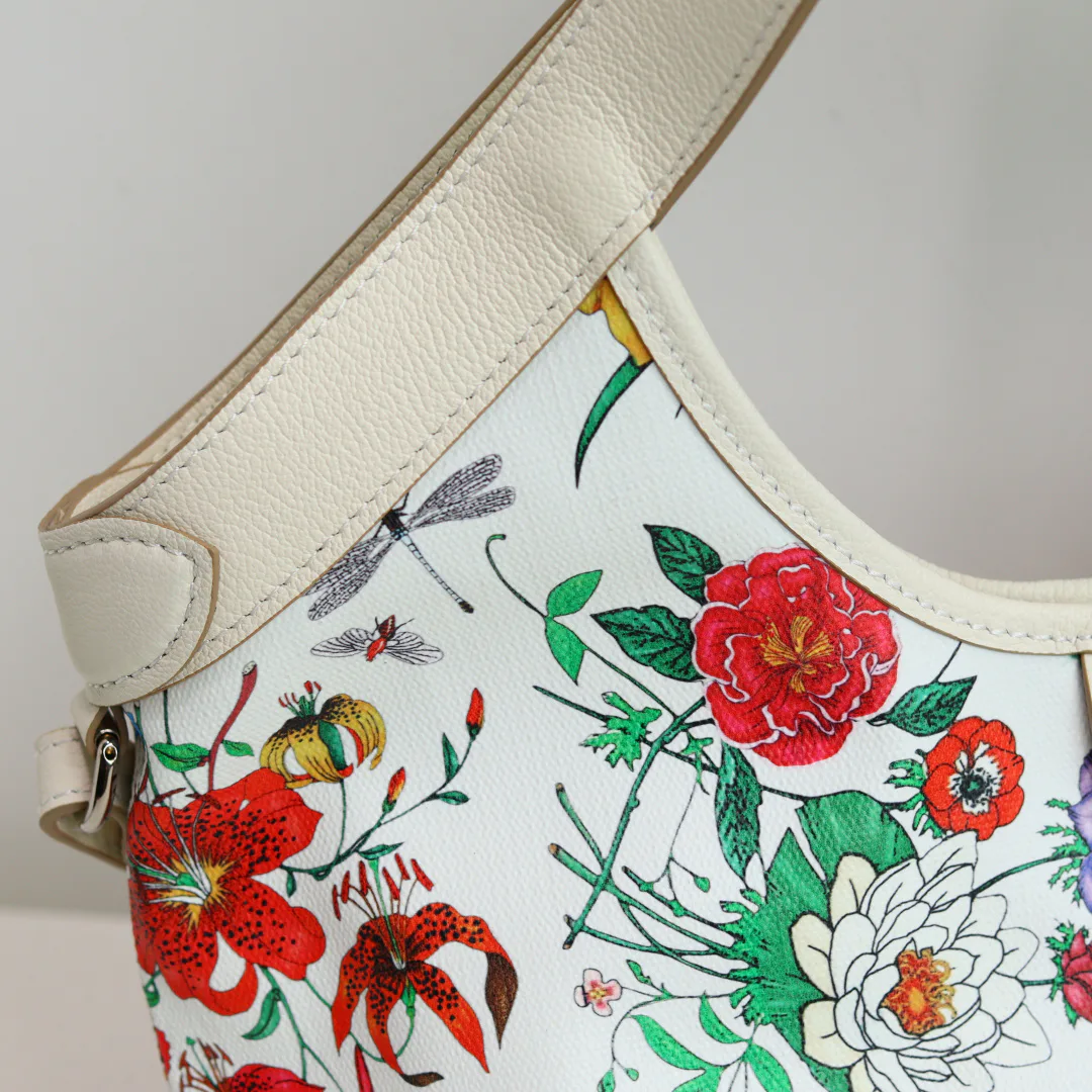 Women's Classic Handbags GUCCI 17574154
