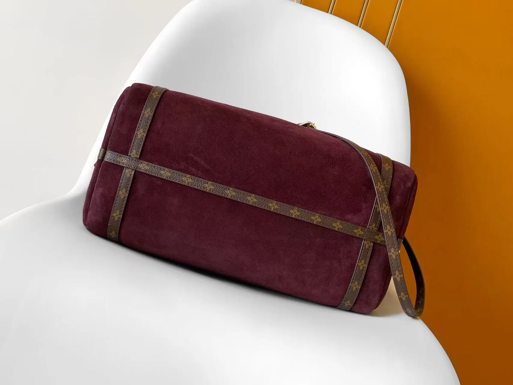 Классические Сумки Женские Louis Vuitton 18664434