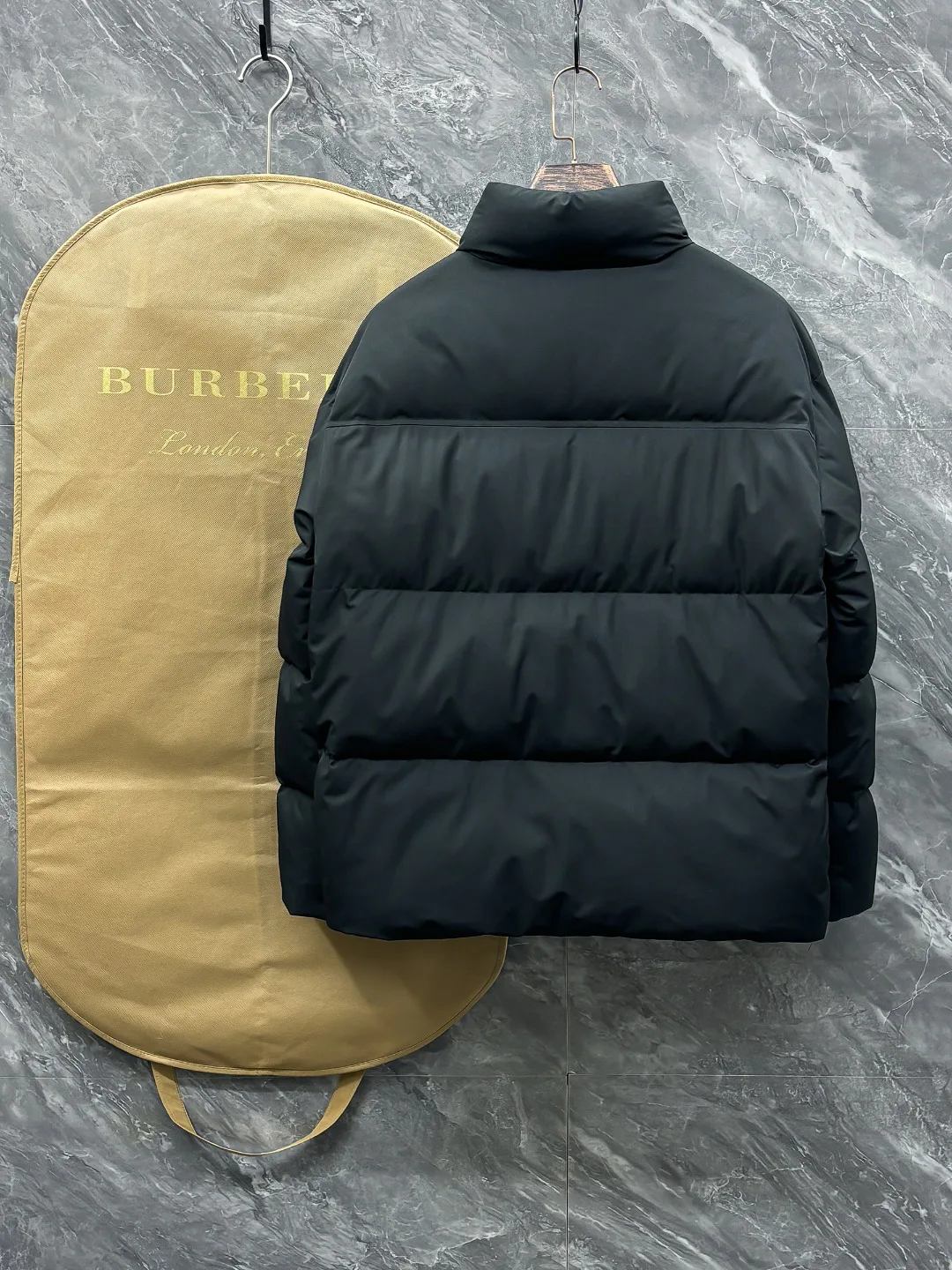 Men's Jackets And Down Jackets BURBERRY 16994583