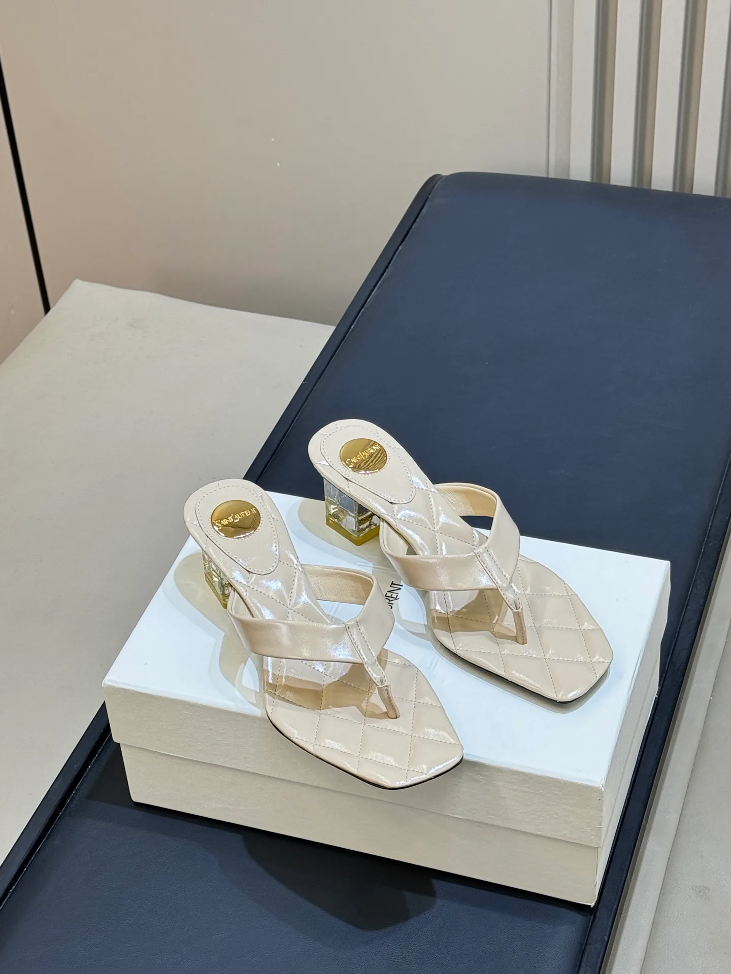 Women's Open-Toe Sandals SAINT LAURENT 18073261