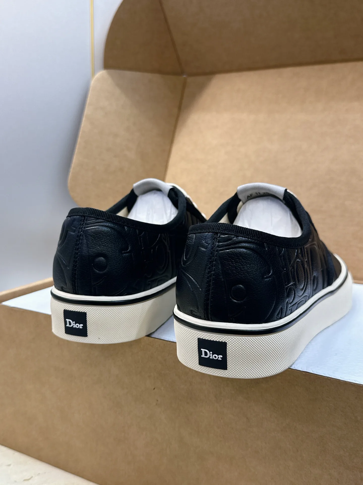 Women's Sneakers CHRISTIAN DIOR 18132782