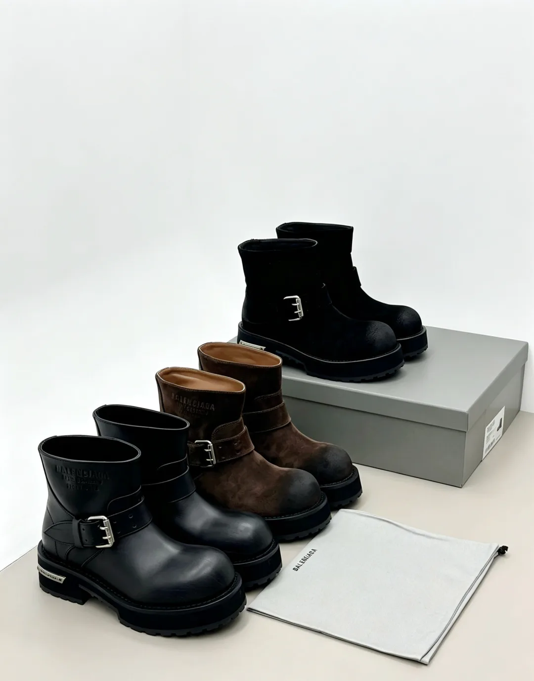 Women's Ankle Boots BALENCIAGA 18006166