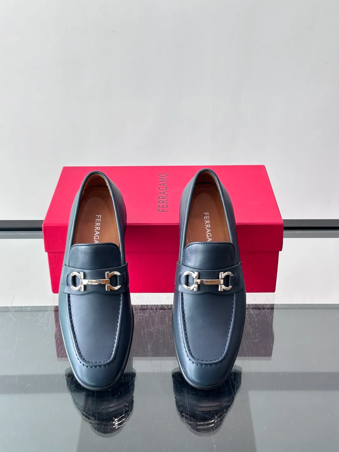 Men's Loafers And Dress Shoes SALVATORE FERRAGAMO 18079490
