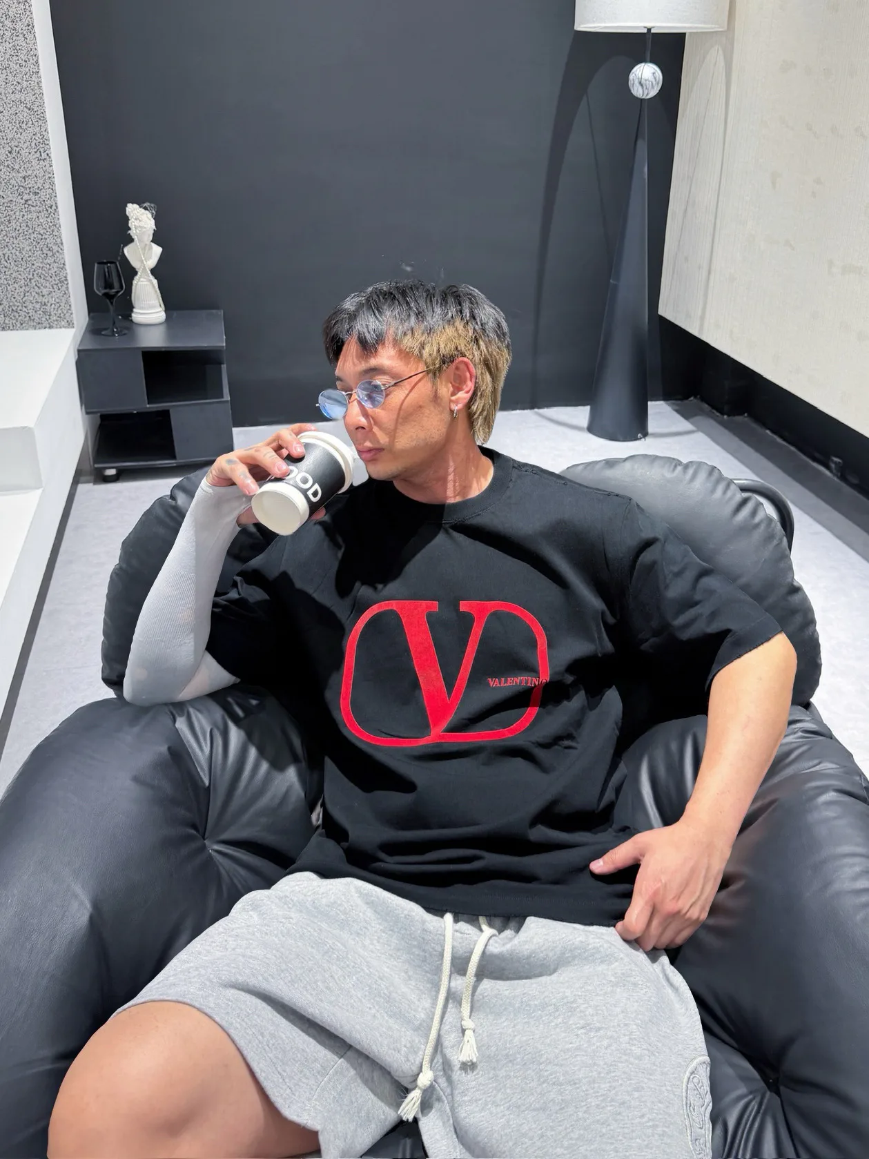 Men's T-Shirts VALENTINO 17037335
