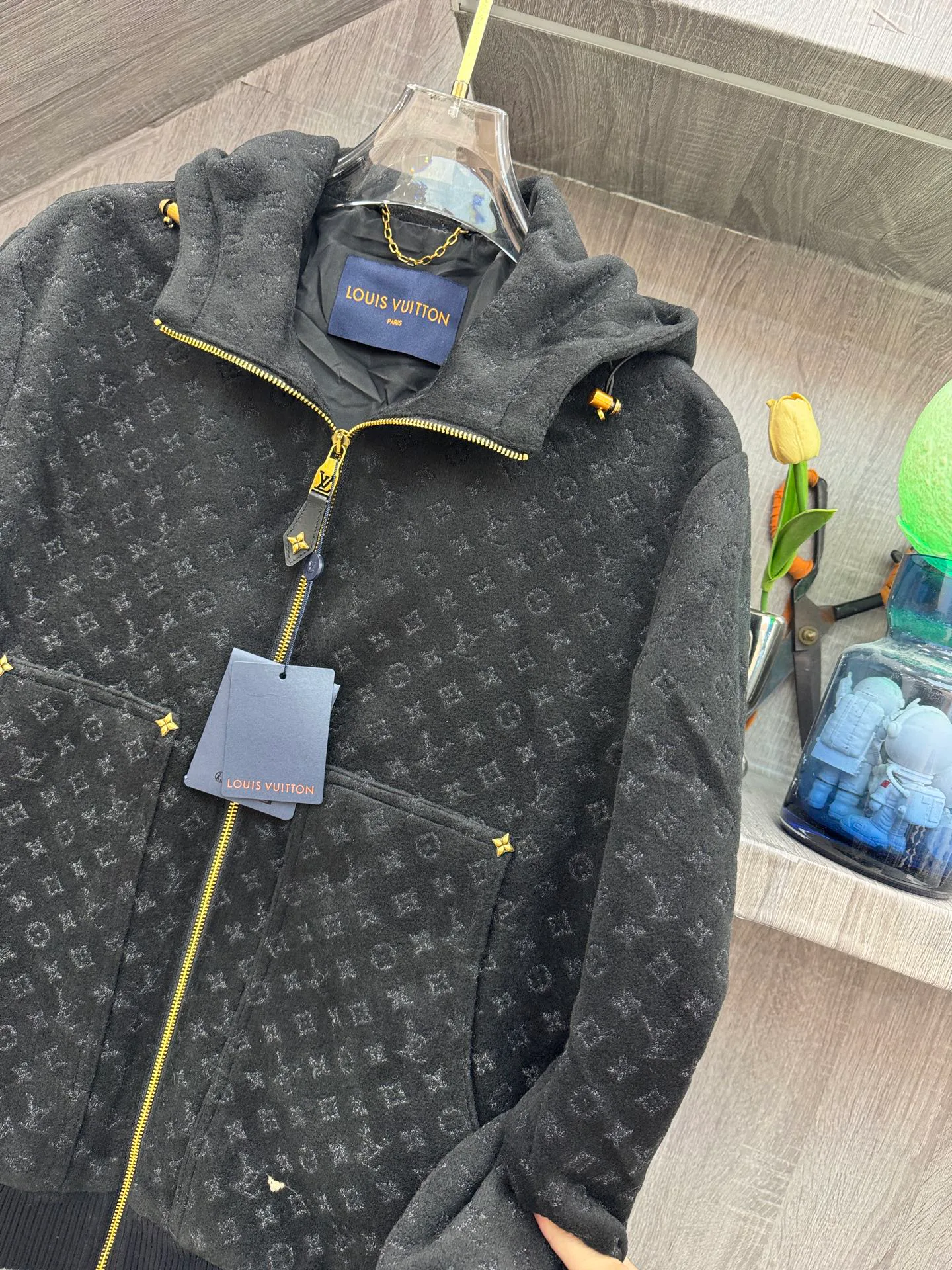Men's Jackets And Down Jackets LOUIS VUITTON 18140194