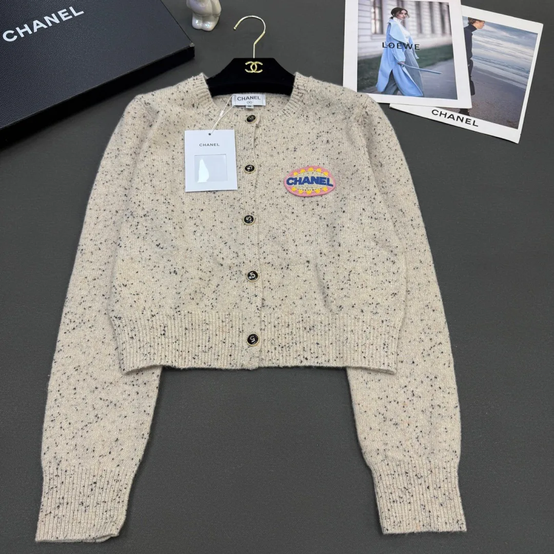Women's Jumpers And Sweaters CHANEL 18138193