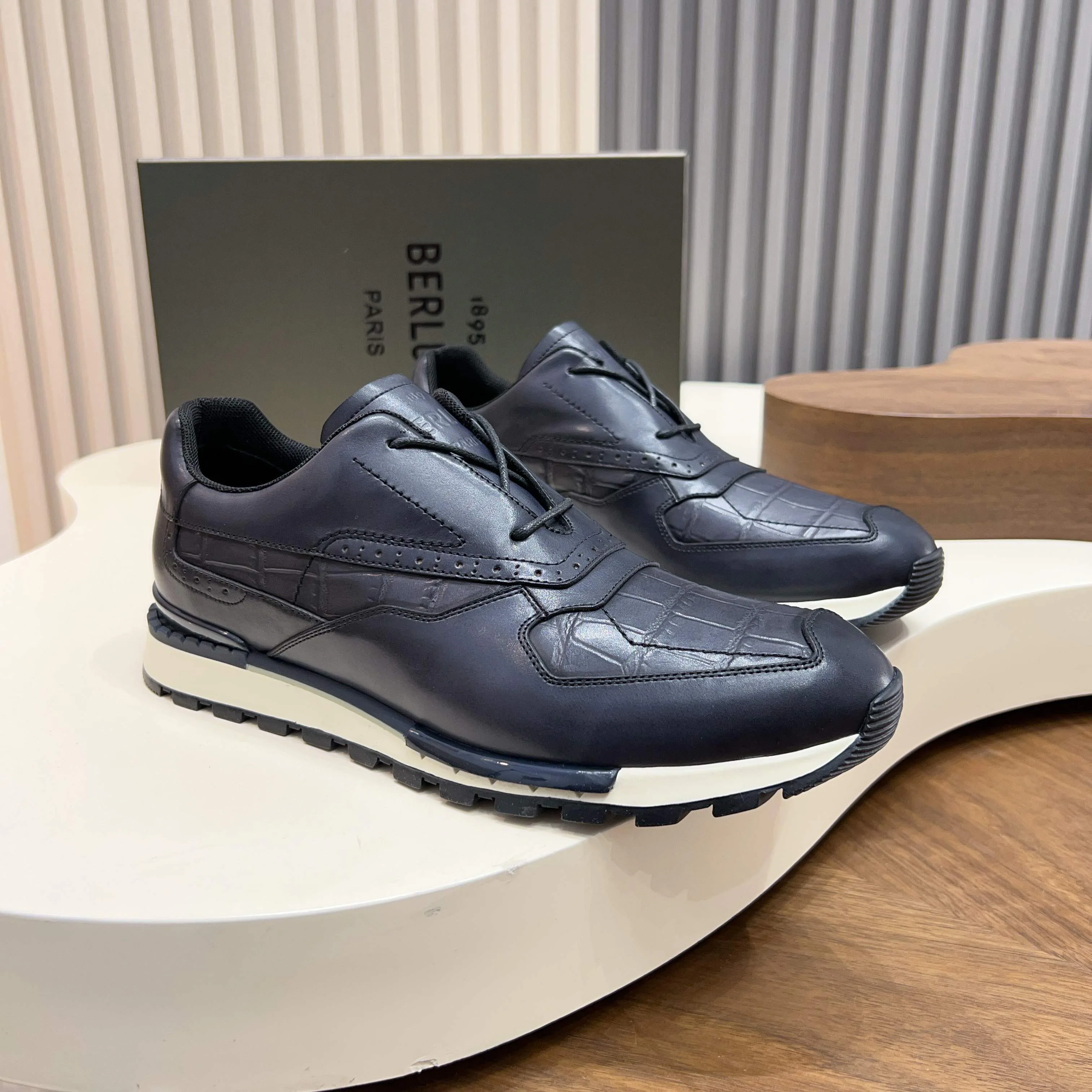 Men's Sneakers BERLUTI 18117164