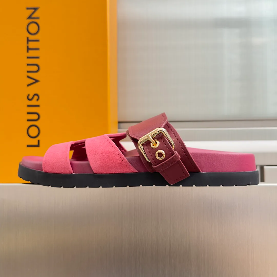 Women's Flip-Flops LOUIS VUITTON 17950700