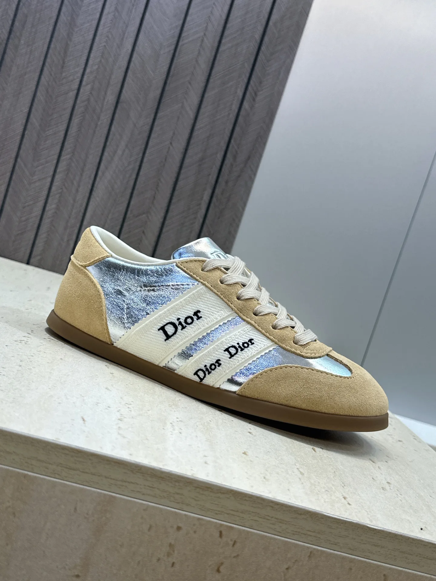 Women's Sneakers CHRISTIAN DIOR 17612347