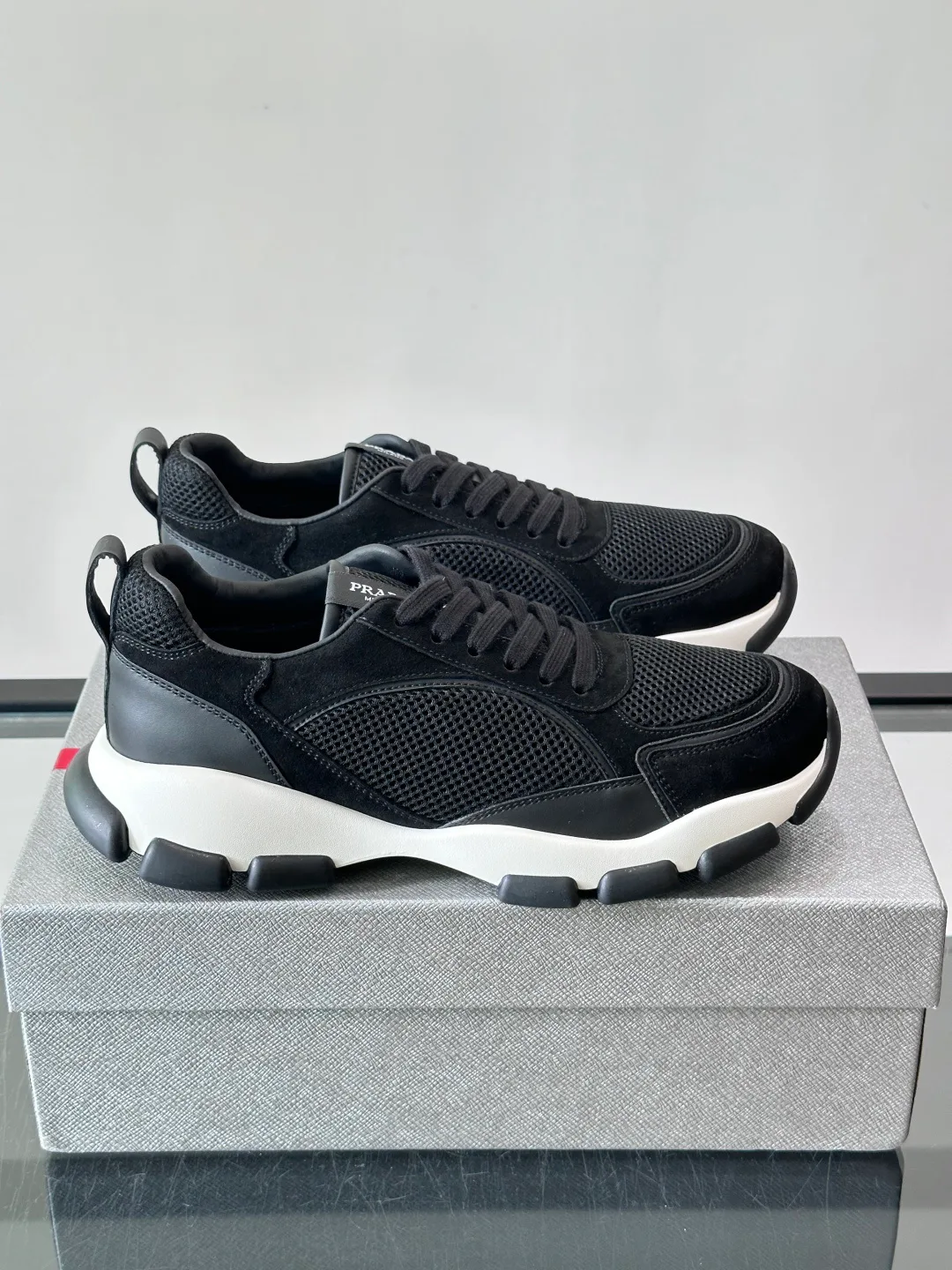 Men's Sneakers PRADA 18102771