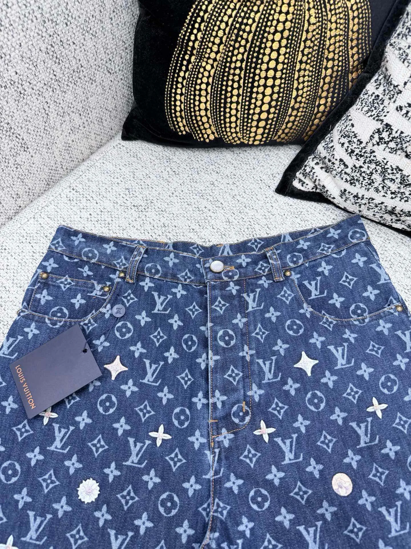 Men's Jeans LOUIS VUITTON 18395781