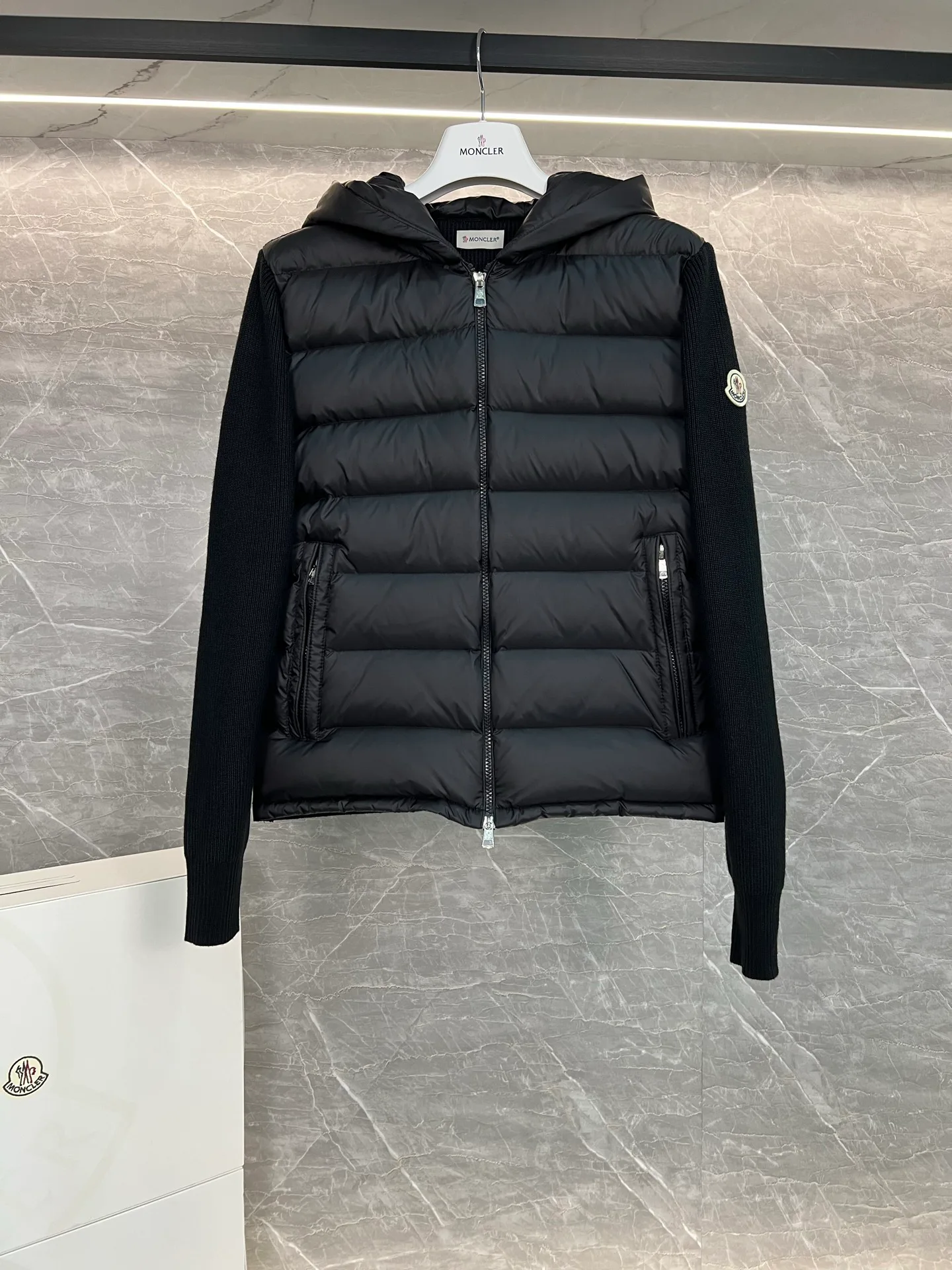 Men's Jackets And Down Jackets MONCLER 17951519