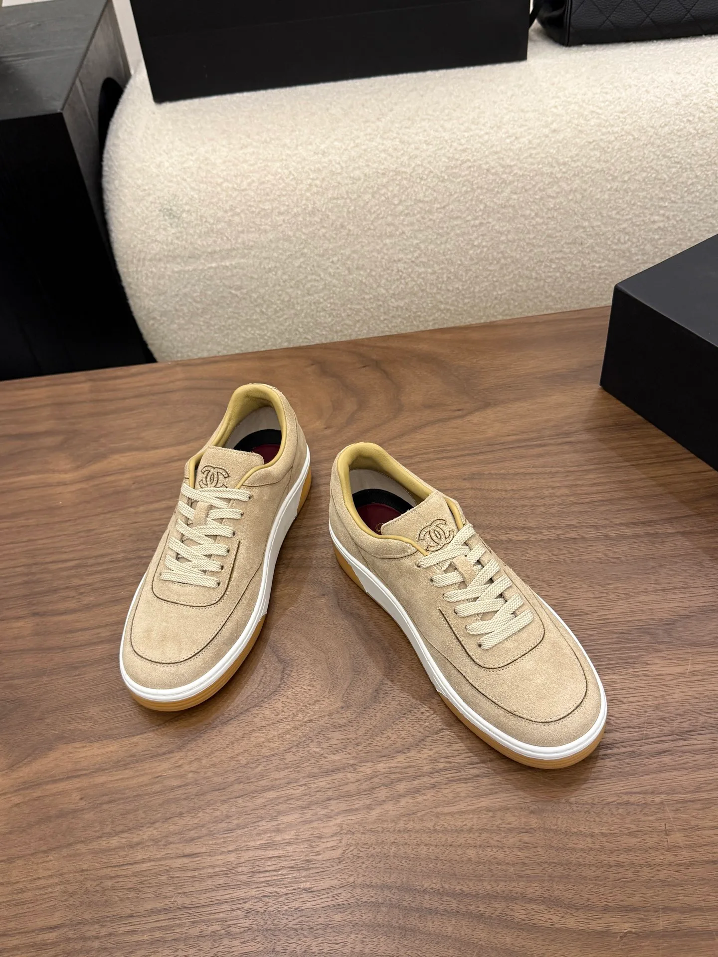 Women's Sneakers CHANEL 17923224