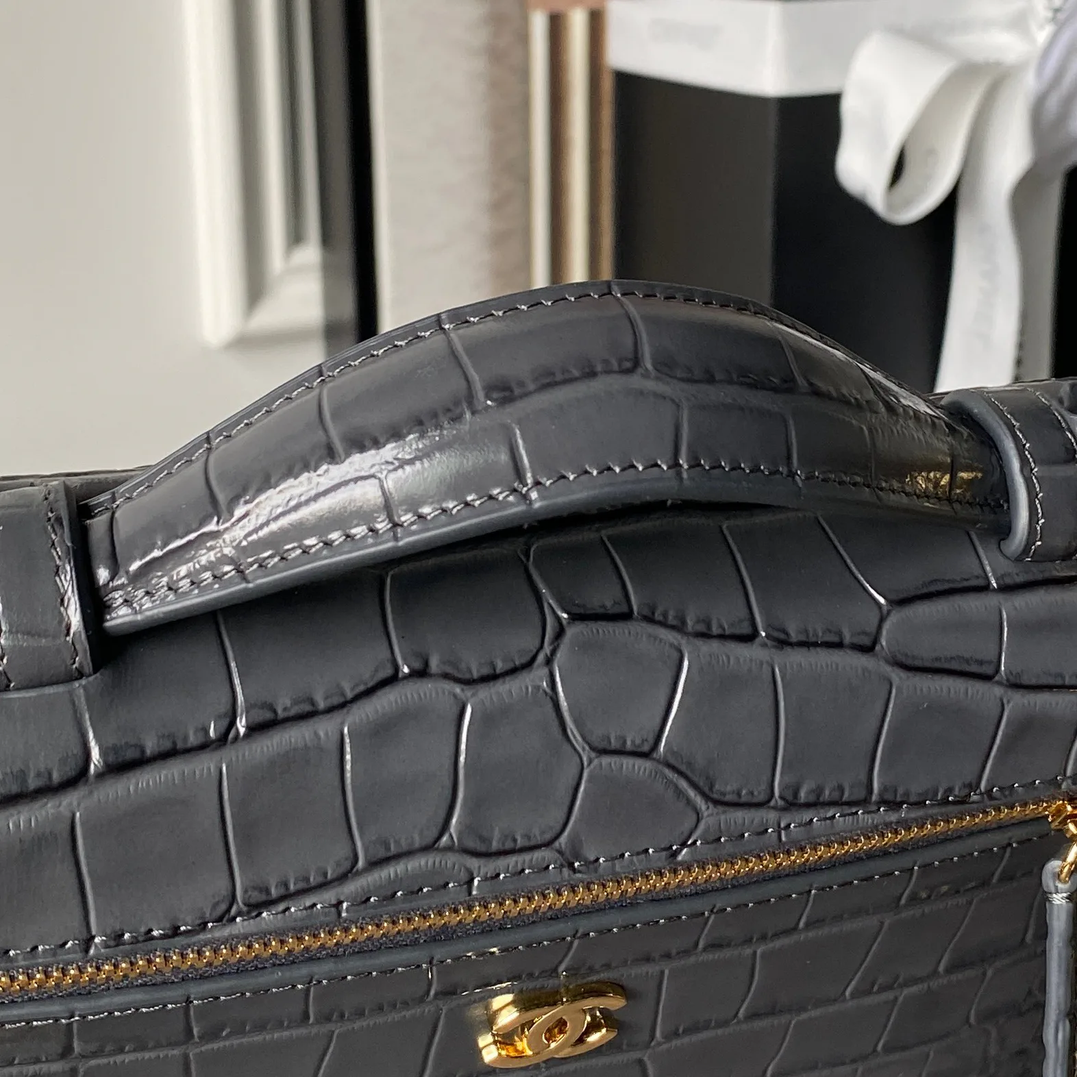 Women's Classic Handbags CHANEL 18058562