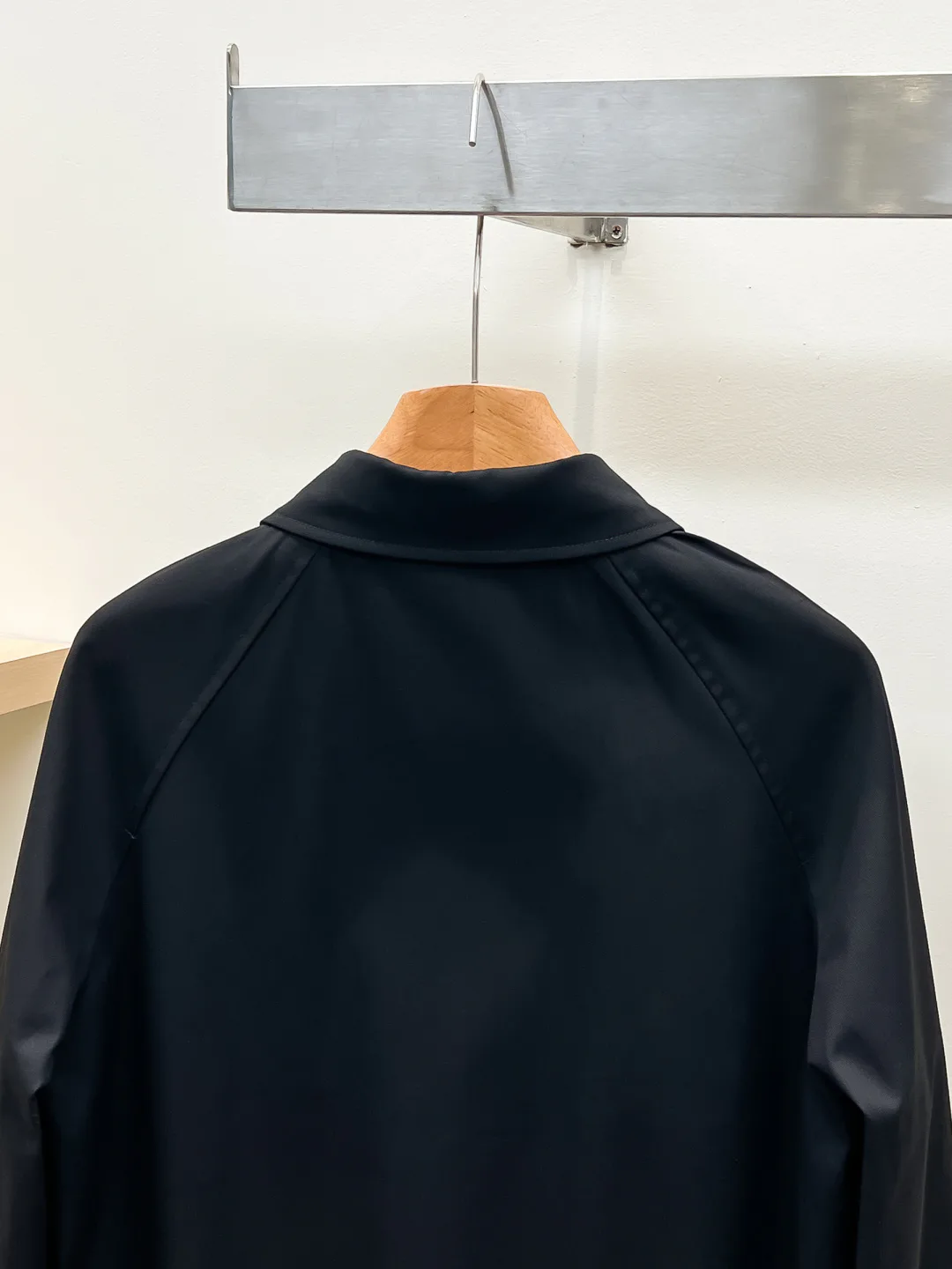 Men's Jackets And Down Jackets BURBERRY 18499075
