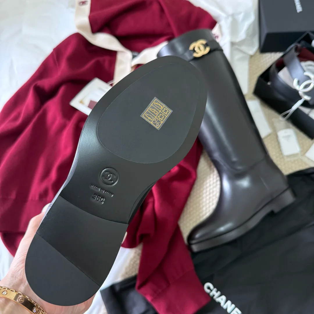 Women's Boots CHANEL 18152258