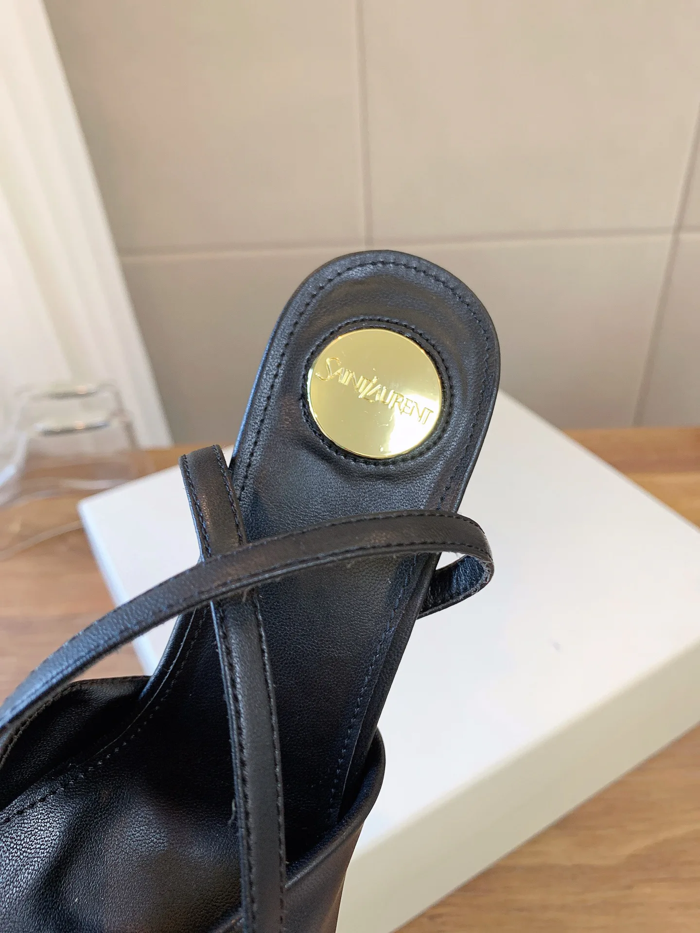 Women's Open-Toe Sandals SAINT LAURENT 18365386