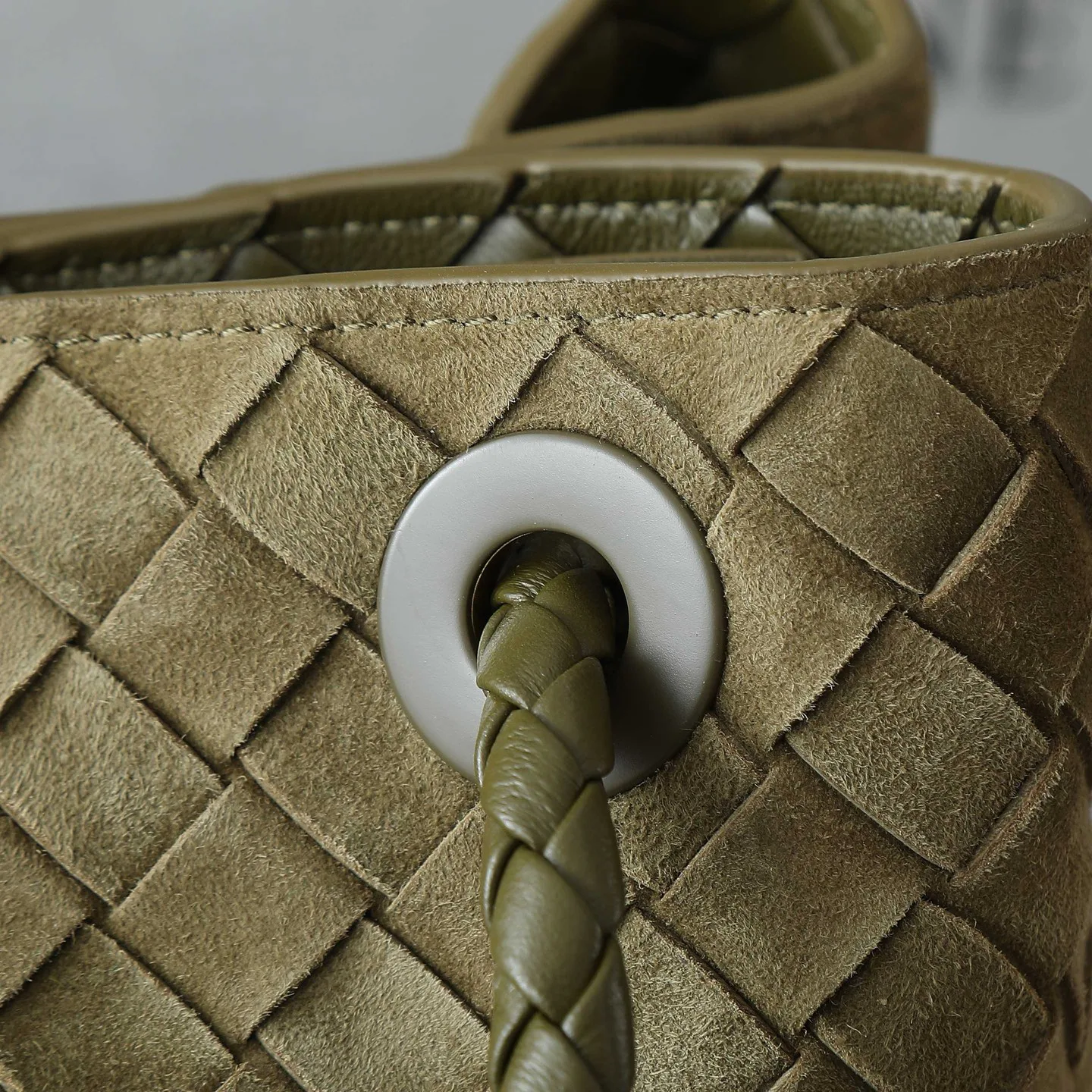 Классические Сумки Женские Bottega Veneta 18668705