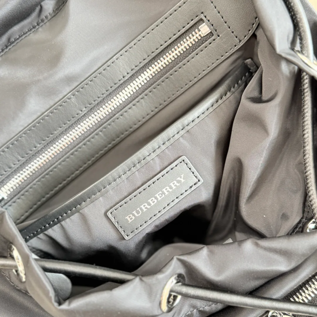 Women's Backpacks BURBERRY 17949149