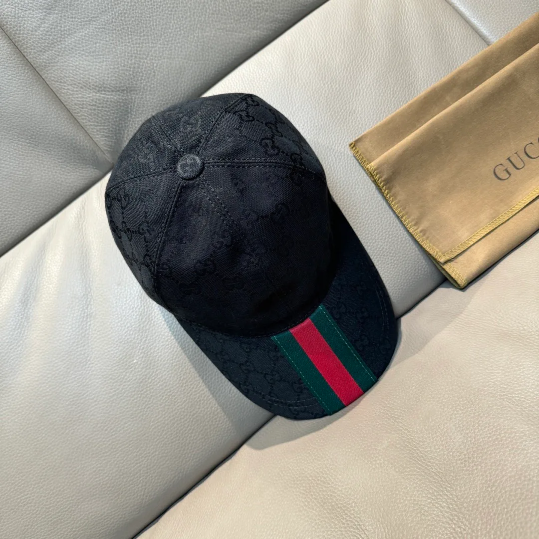 Hats GUCCI 17515257