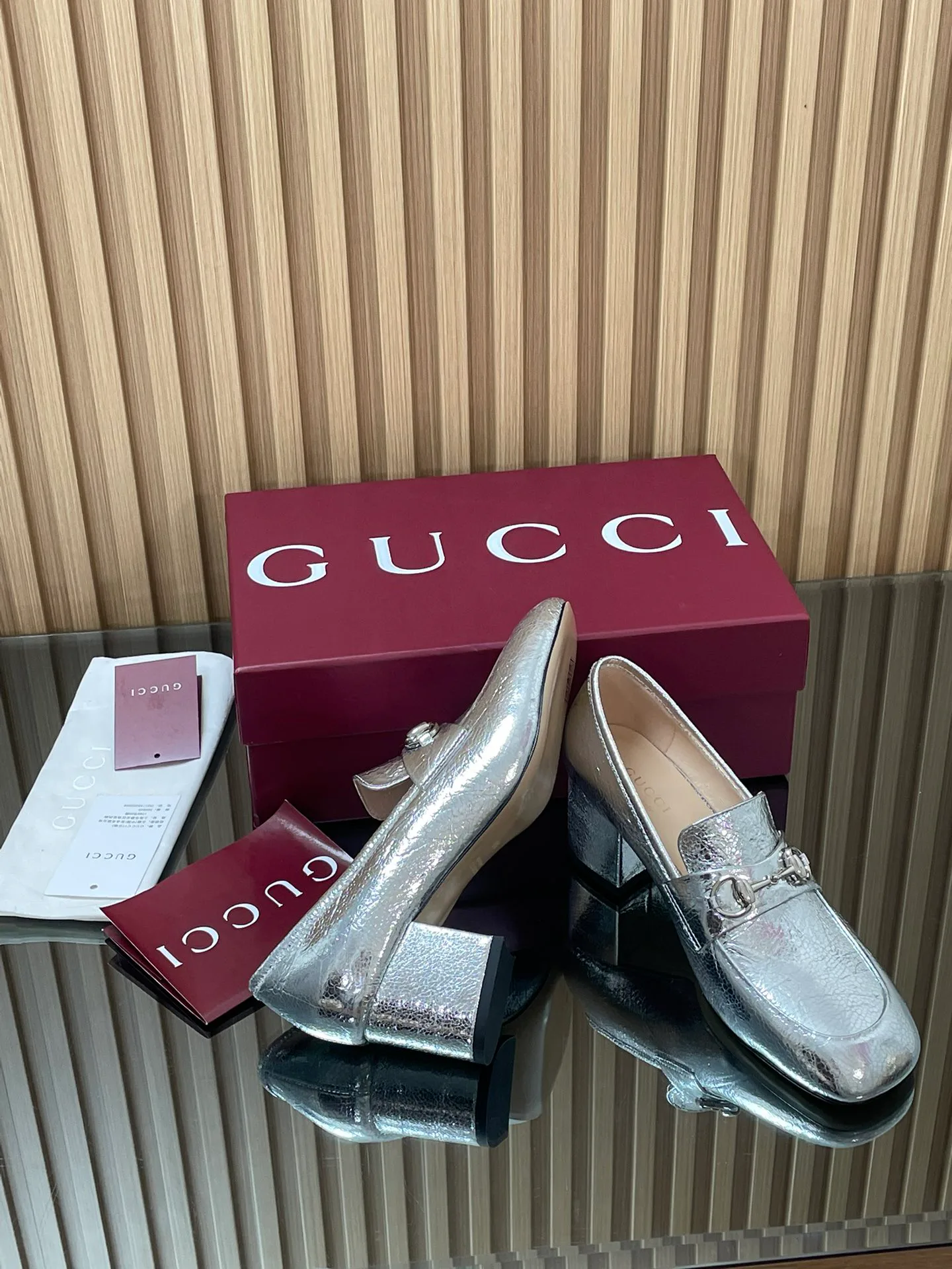 Women's Loafers And Moccasins GUCCI 18152971