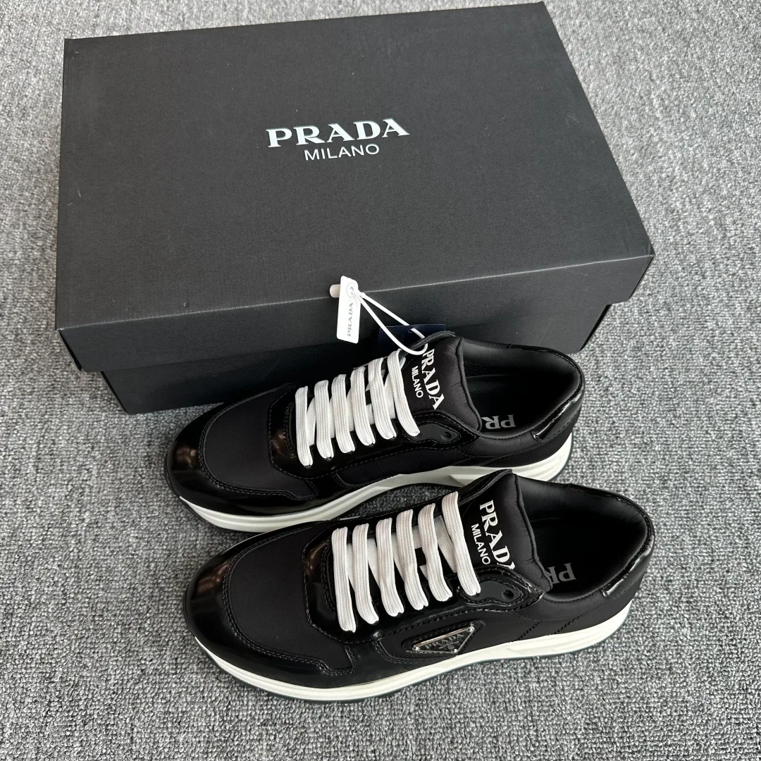 Women's Sneakers PRADA 18445311