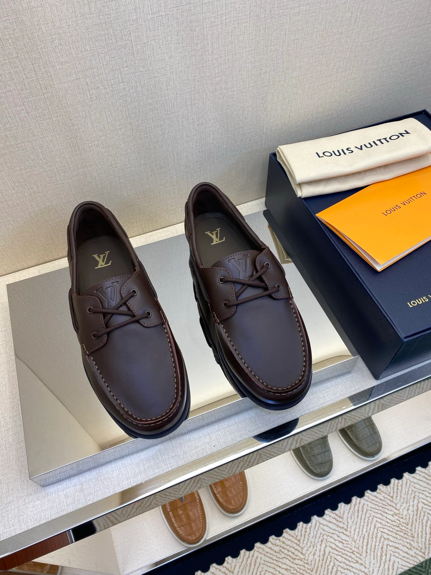Лоферы И Туфли Мужские Louis Vuitton 18586325