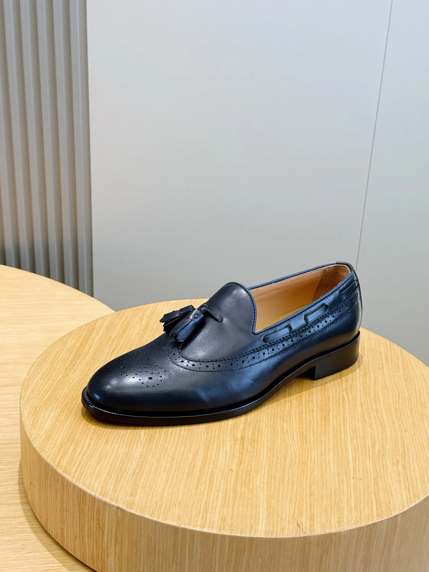 Men's Loafers And Dress Shoes LORO PIANA 17888992