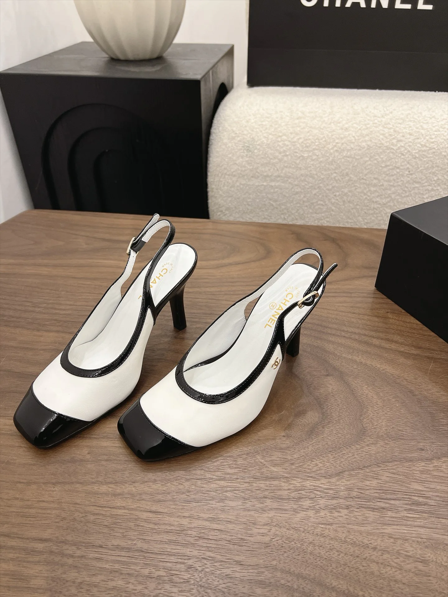 Women's Heels CHANEL 17815450