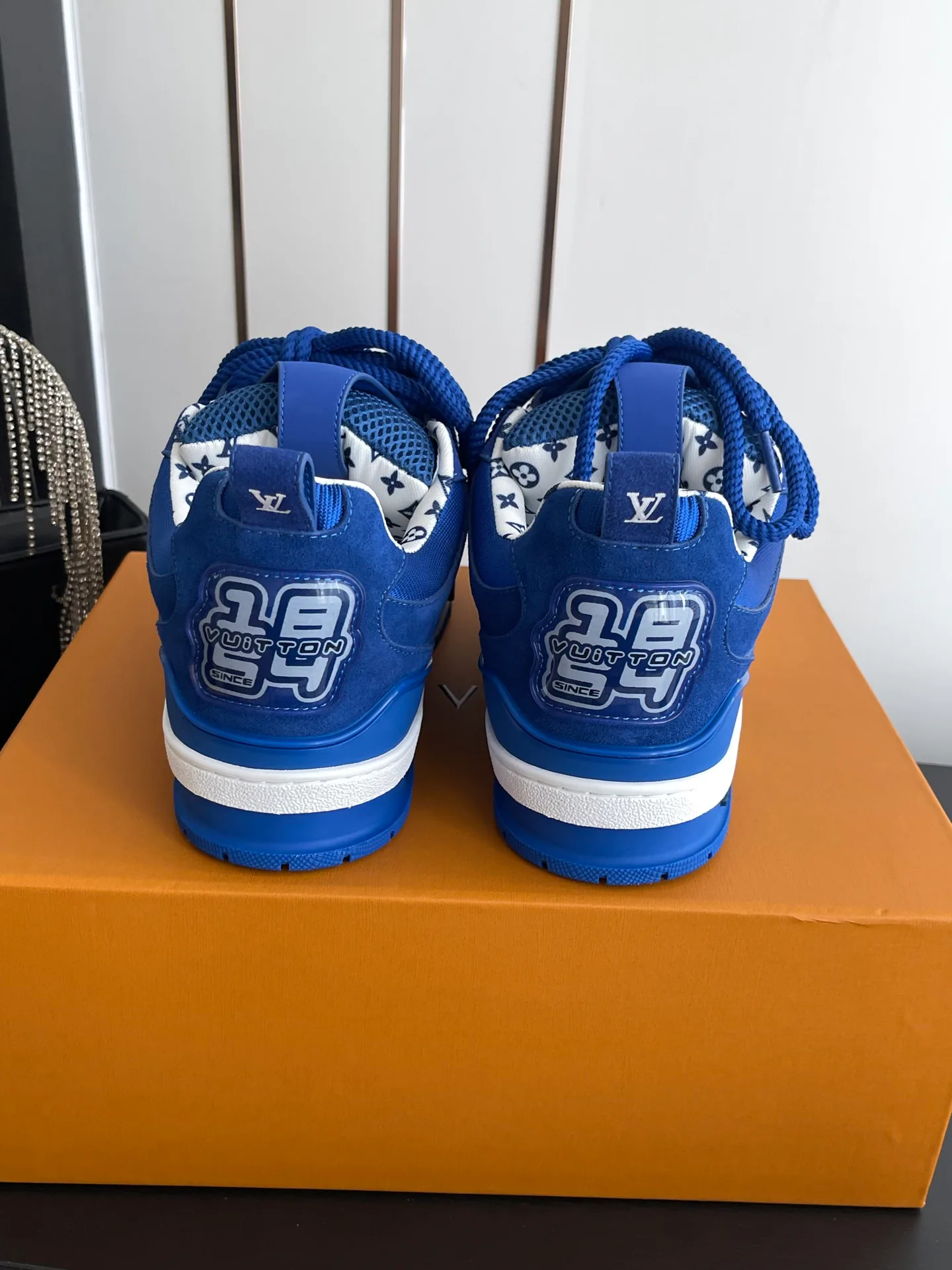 Men's Sneakers LOUIS VUITTON 17554386