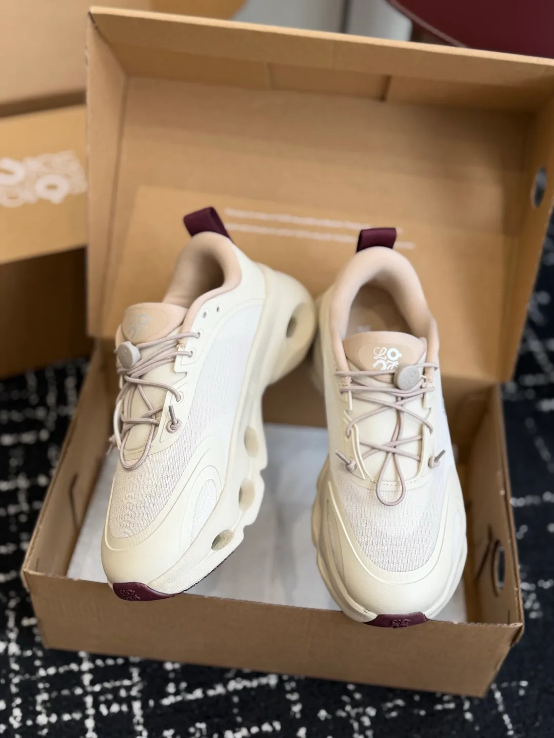Women's Sneakers LOEWE 18139549