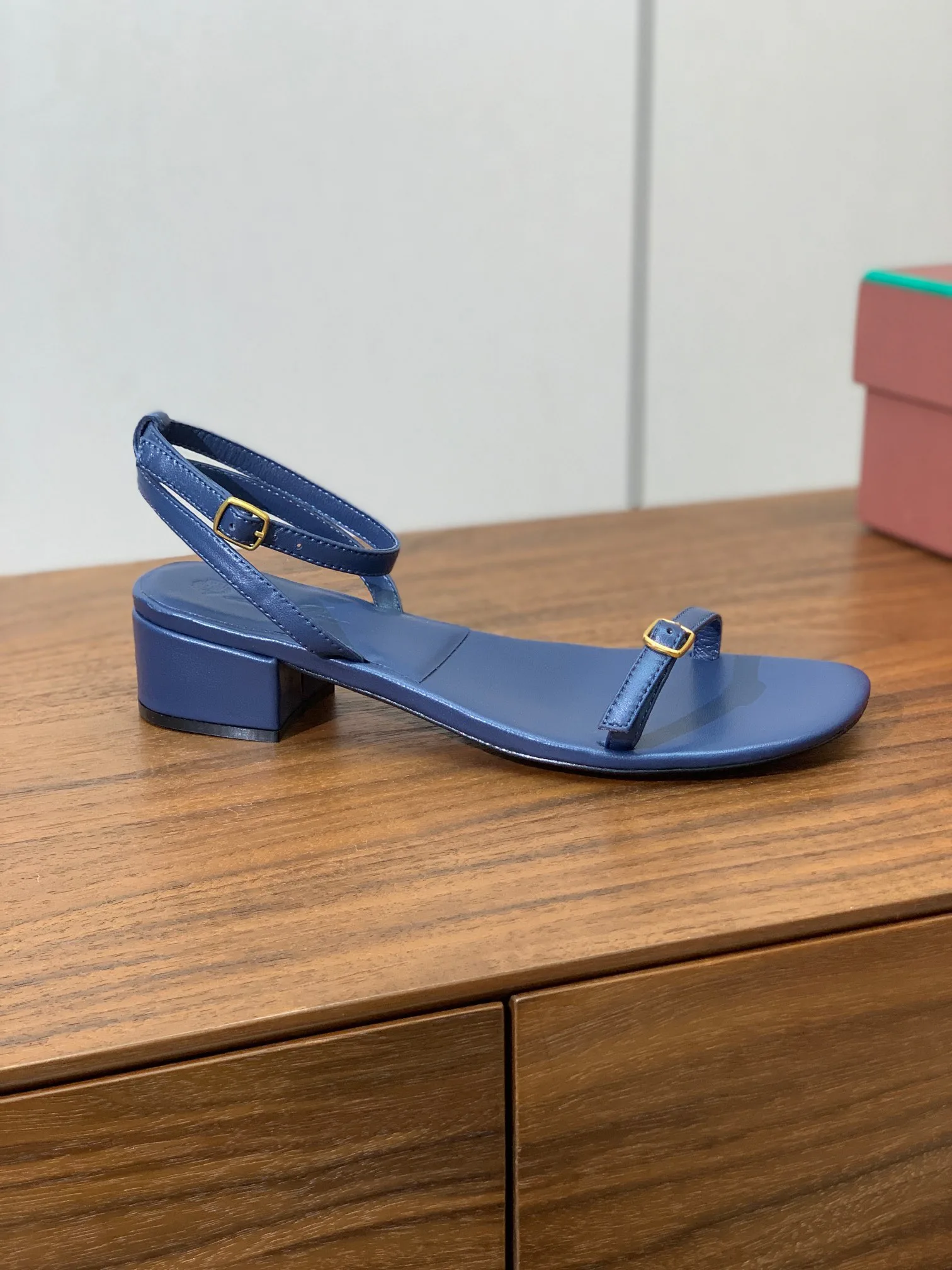Women's Open-Toe Sandals LORO PIANA 17631643