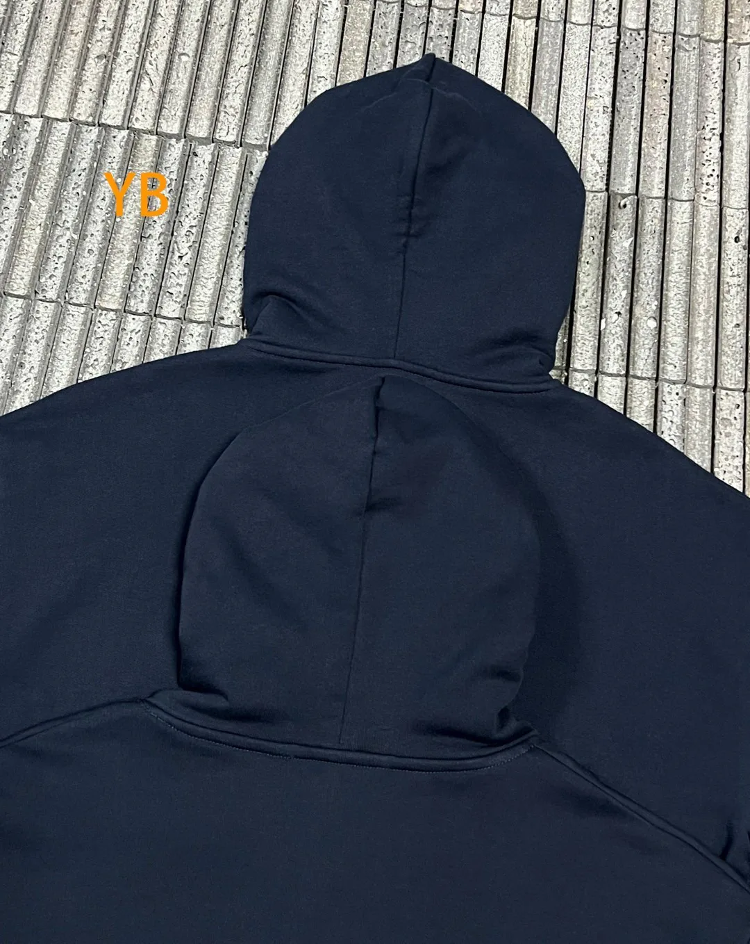 Men's Sweatshirts And Hoodies LOUIS VUITTON 17852634