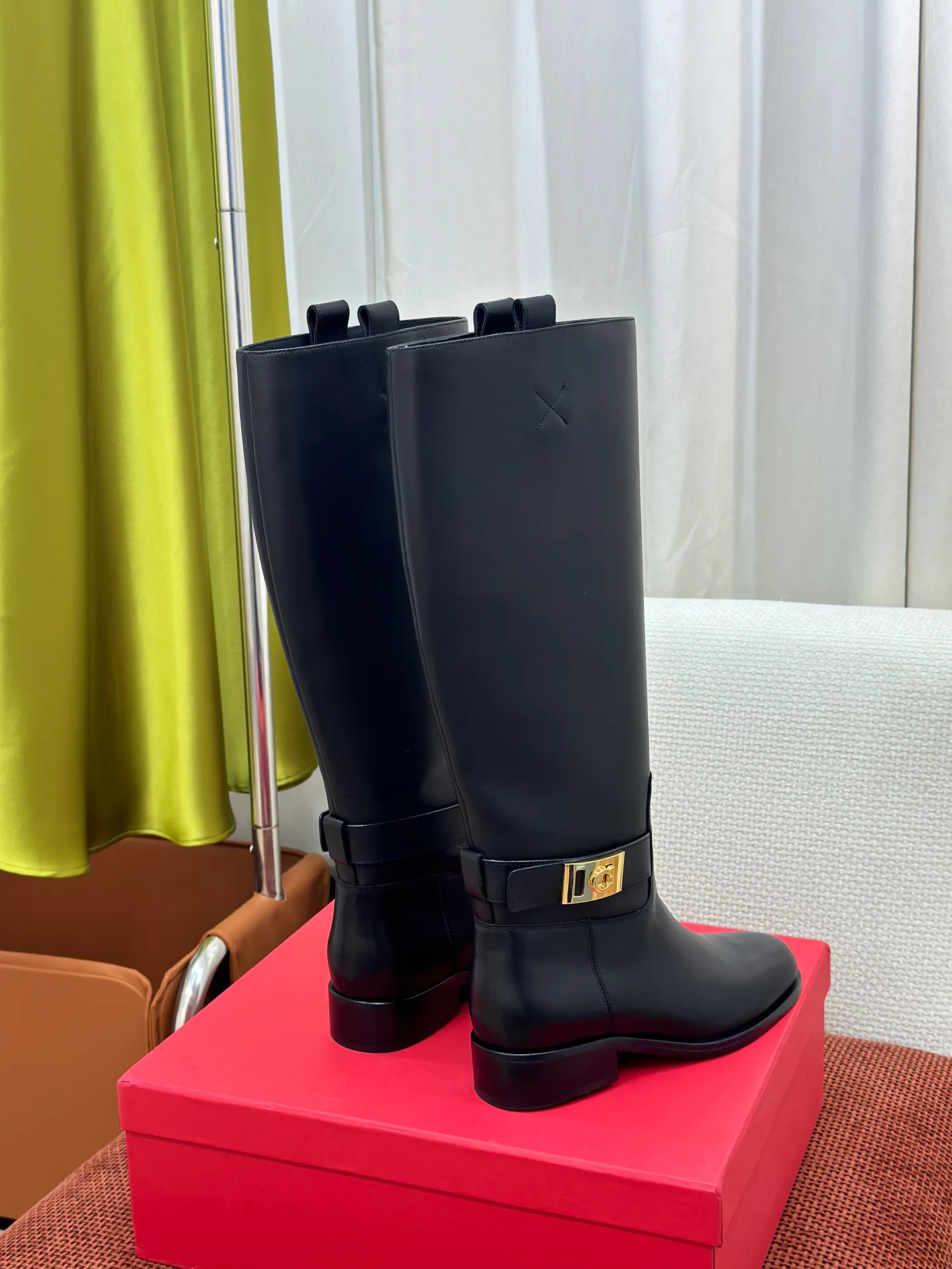 Women's Boots SALVATORE FERRAGAMO 18341975