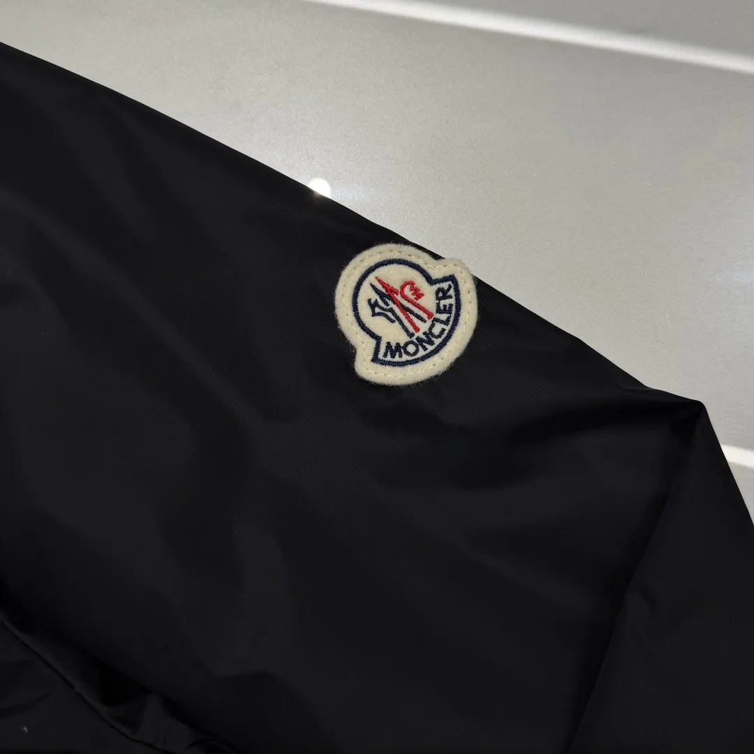 Men's Jackets And Down Jackets MONCLER 17594035