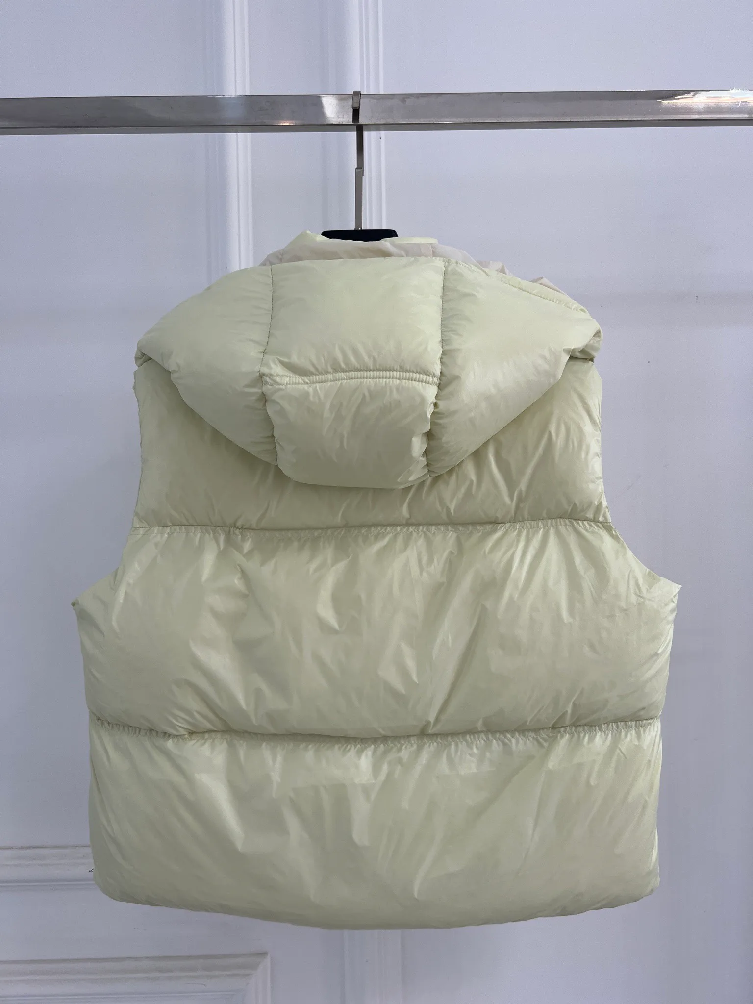 Women's Vests MONCLER 18416171