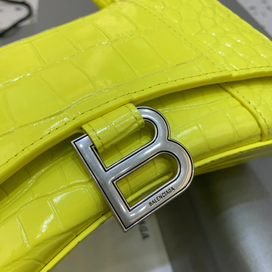 Классические Сумки Женские Balenciaga 18619526