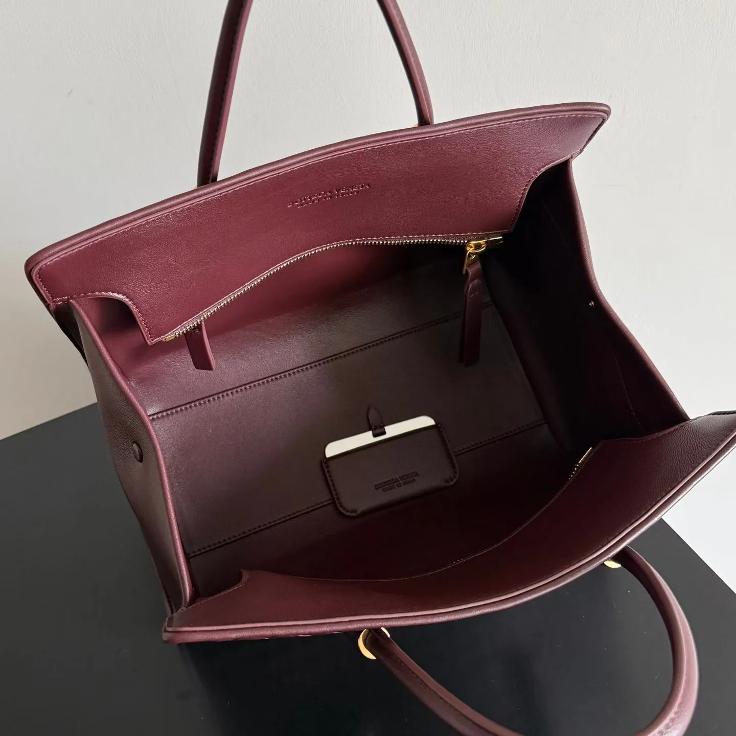 Women's Classic Handbags BOTTEGA VENETA 17974001