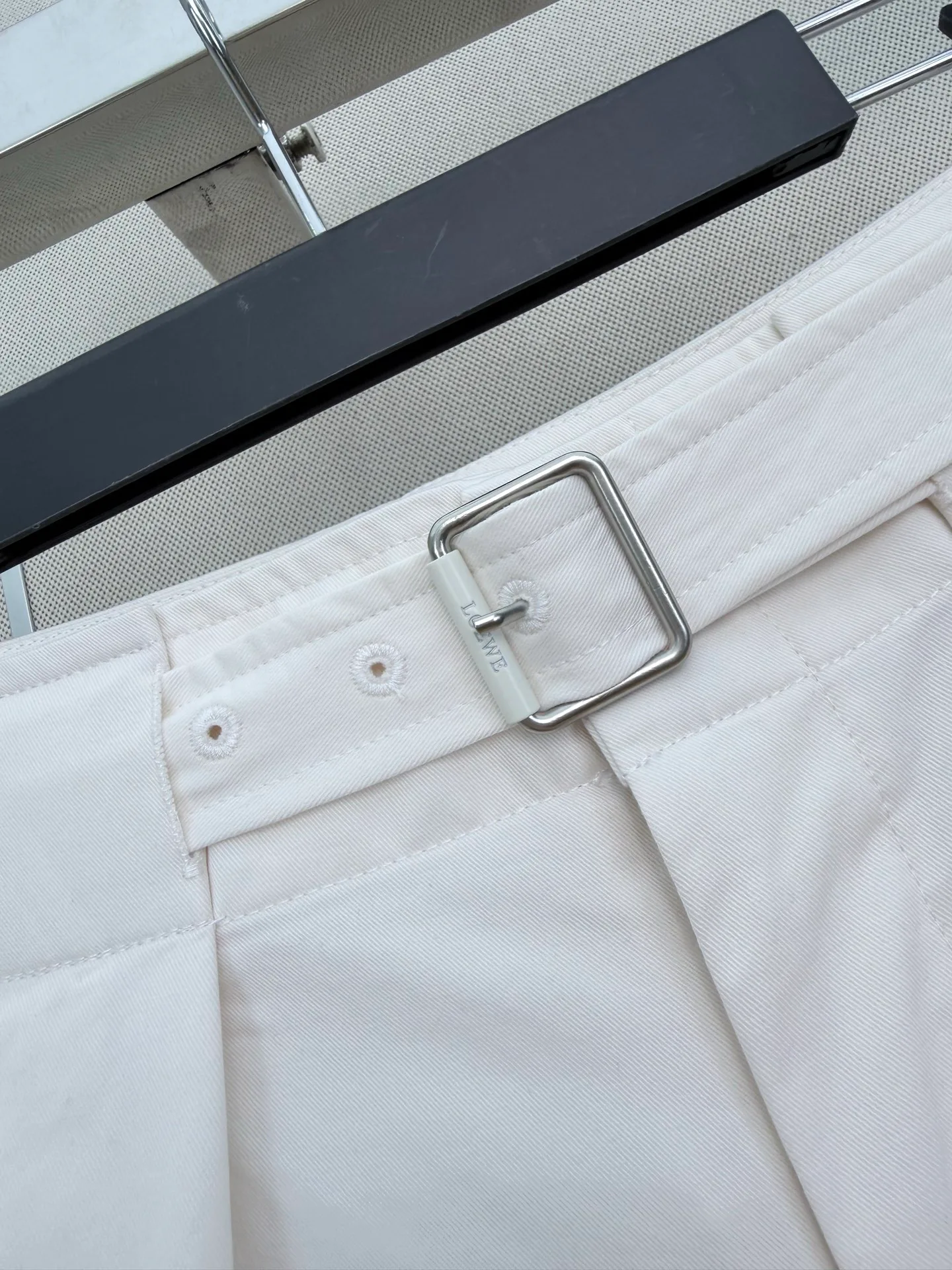 Women's Trousers LOEWE 17412560