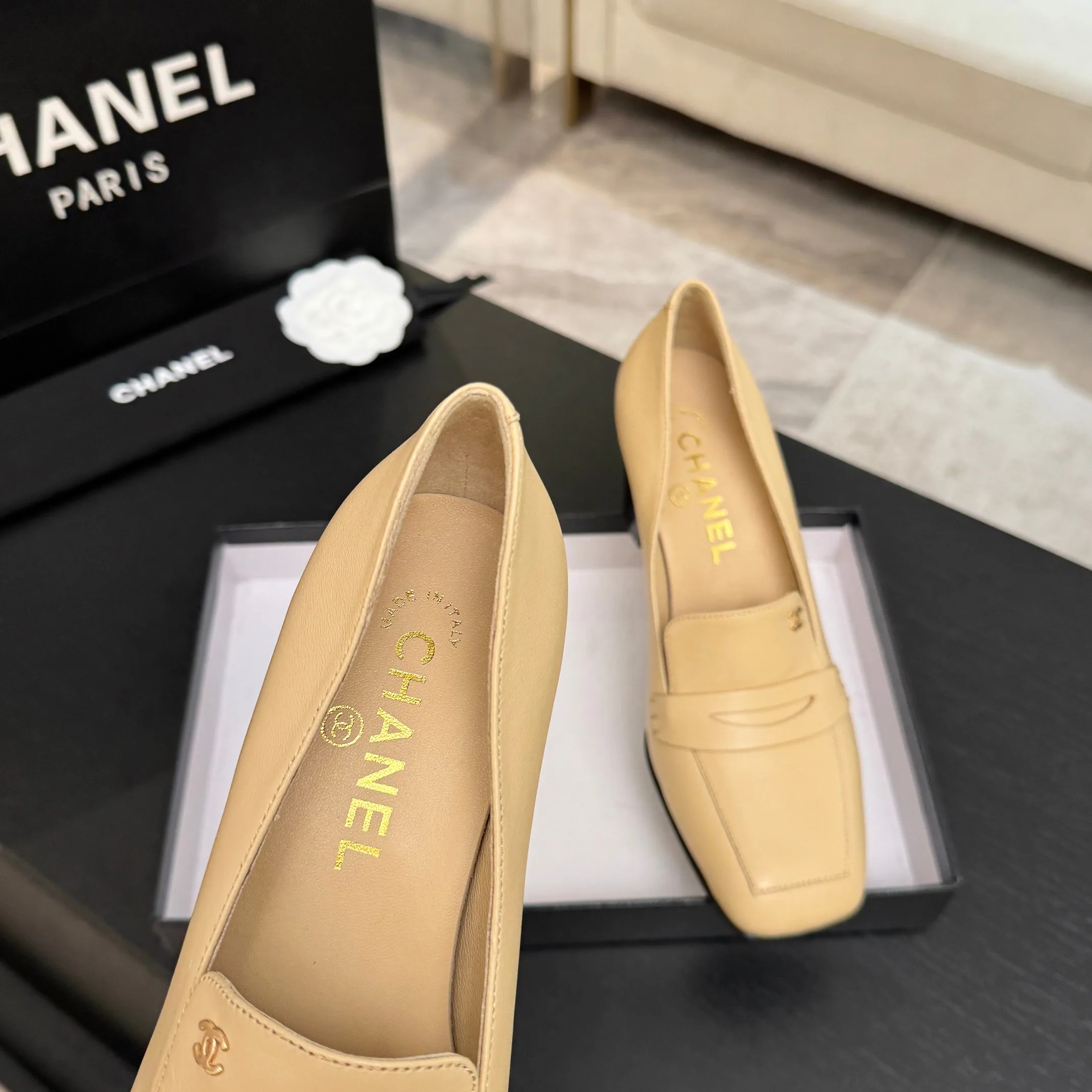 Women's Loafers And Moccasins CHANEL 18063093